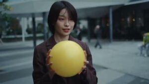 アシックス CMのシーン3（00:13）