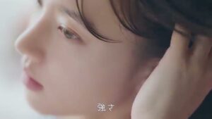 eBay CMのシーン4（00:10）