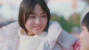 GU CMのシーン4（00:10）
