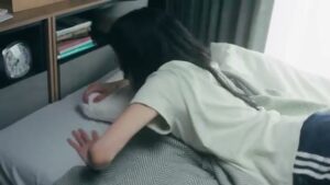 モンテスキュー CMのシーン2（00:03）