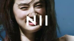 NII CMのシーン10（00:29）