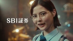 SBI証券 CMのシーン9（00:26）