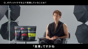 ULTORA CMのシーン5（03:15）