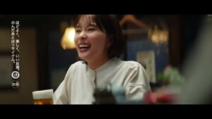 アサヒ生ビール CMのシーン3（00:13）