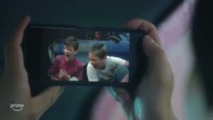 Prime Video CMのシーン5（00:26）