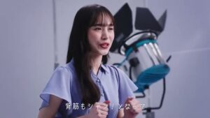 オンワード樫山 CMのシーン5（00:15）