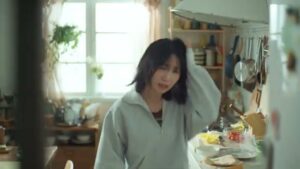 カネスエ CMのシーン2（00:03）