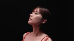 ALLIE CMのシーン5（00:18）