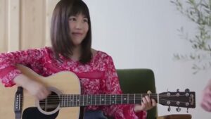 クロサワ楽器店 CMのシーン3（00:03）