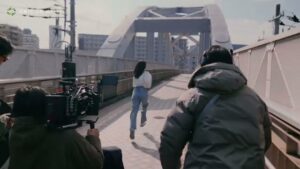 生茶 CMのシーン3（01:16）