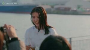 生茶 CMのシーン5（02:26）