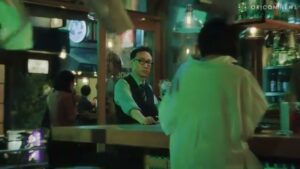 サントリー CMのシーン8（00:34）