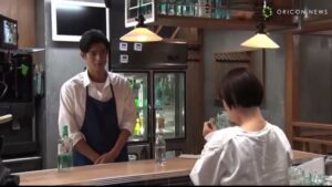 サントリー CMのシーン5（01:49）