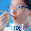 CM画像：BifiX(ビフィックス)ヨーグルト