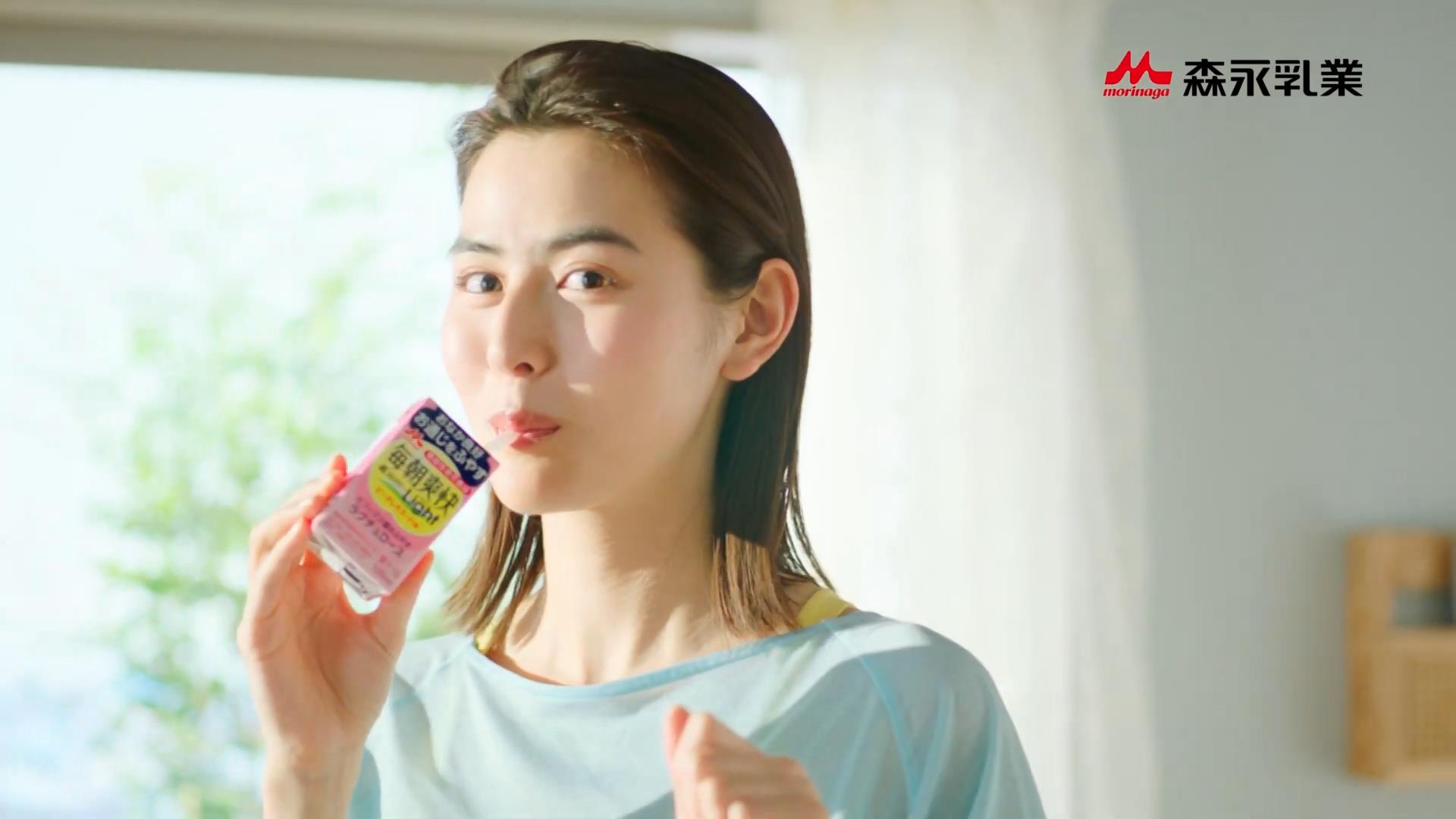 森永乳業 CM 毎朝爽快Light「おなか良好お通じをふやす」篇