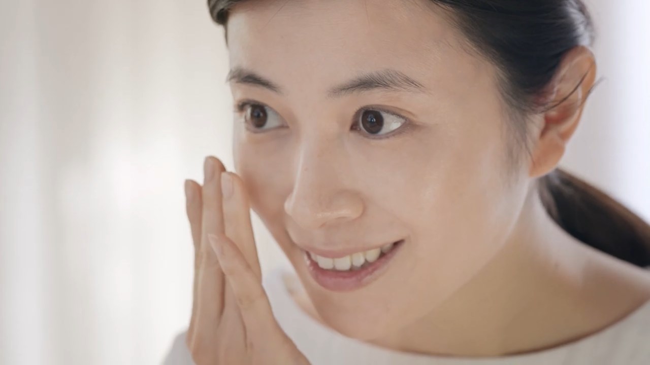 再春館製薬所 CM ドモホルンリンクル 「今こそ本気で」篇