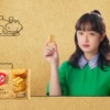 CM画像：全粒粉ビスケットin
