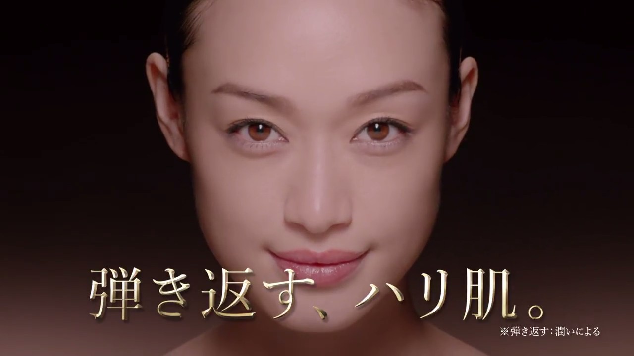 ロート製薬 CM オバジ 「高濃度ビタミンＣ」篇 「きらきらボール」篇