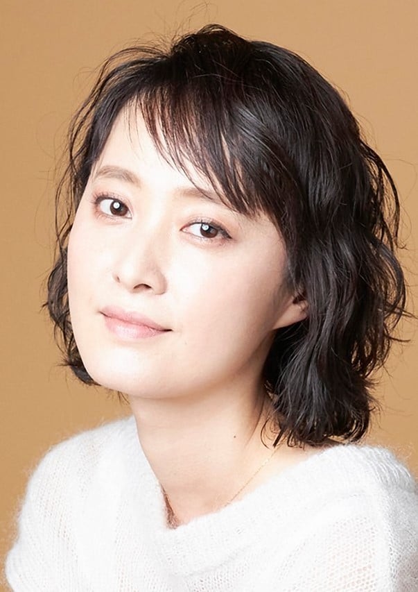 中丸シオン